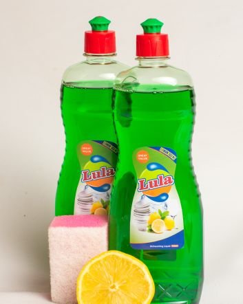 Lula is a township manufactured dishwashing detergent. It was created to make an amazing dishwashing experience.