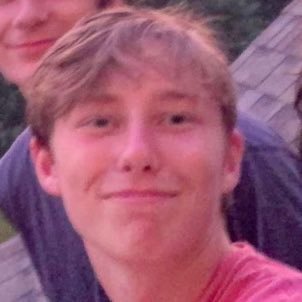 RonanCarey1's profile picture. Screenwriter| LMU’25  SFTV🎥✍🏼