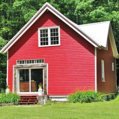 Refurbished 1900c barn located in the heart of the Catskills just steps from Belleayre Mtn. Your peaceful escape, just 2.5 hours from Manhattan. #staycrb