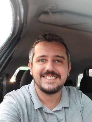 Não me acompanha, que eu não sou novela... 😆
Futebol | Fórmula 1 | Geopolítica | Guerras |
Tudo quanto é fofoca eu quero saber. Não que eu seja fofoqueiro.