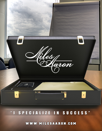 MilesAaron's profile picture. retired shylock living on the #campaigntrail and building #printnpress4less