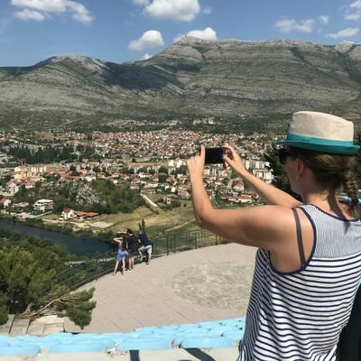 emmi_rothner's profile picture. 