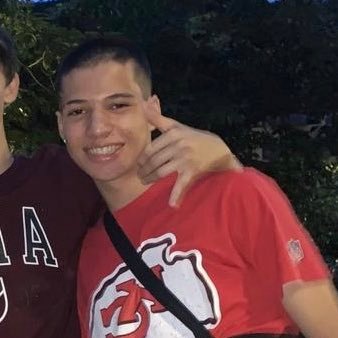 lages131's profile picture. 