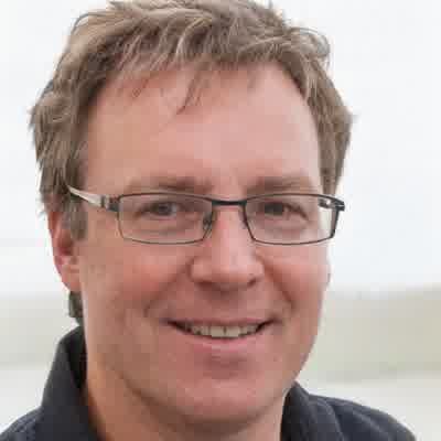 PaulMan52034004's profile picture. 