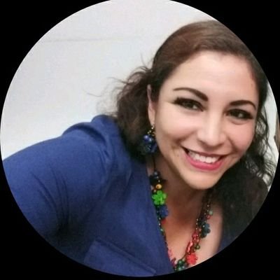 MayraGodoyMz's profile picture. Comunicadora apasionada, esposa y madre agradecida. Confío y creo que la buena comunicación ayuda a construir una mejor sociedad.