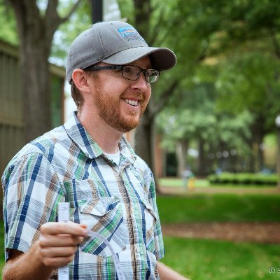 Biology faculty at Furman University. Research and teaching focuses on spatial and temporal variation in landscapes and soundscapes.