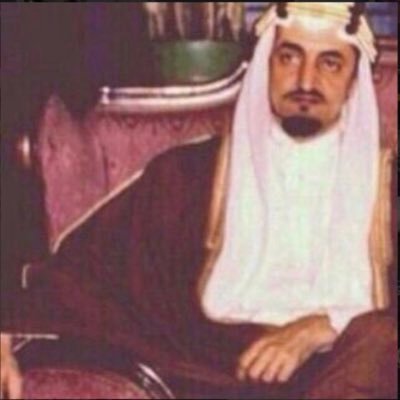 ومن عزتي لو يكسر الشوق ساقي اعرج بها و امشي ولا اقول تكفى.