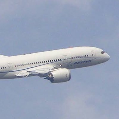 blueskyflight7's profile picture. 2023年7月LUMIX S5MIIで動画開始。2024年7月SONY α7RVで出張カメラマン始めました。#LUMIX友の会 #アルファホビー部 #LUMIX #SONY #α7RV https://t.co/KuXLWGG2H1