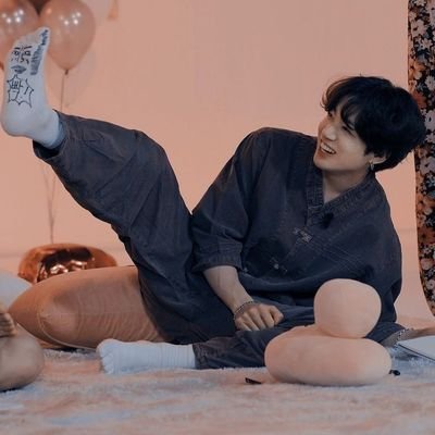 ⠀⠀⠀⠀ㅤㅤ↳ #JUNGKOOK🐰; 당신을 향한 나의 사랑은 무한합니다