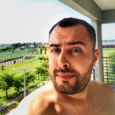 federyken's profile picture. 32 años, santafesino, médico, pediatría, cuidados paliativos, fotógrafo amateur y espíritu wanderlust..