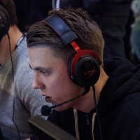 Lucas (@gudluc4z) 's Twitter Profile