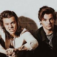 WhY sO seRiouS?#ProudOfLouis(@LuvLarry_Always) 's Twitter Profile Photo