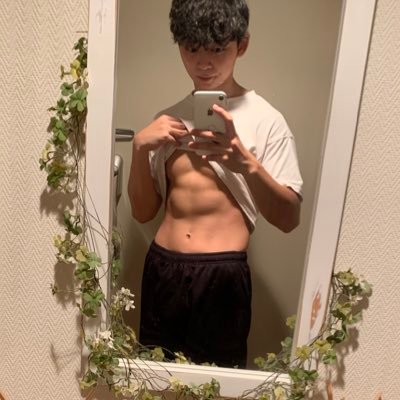 ソラ 腹筋を割って細マッチョに Sora Twitter ソラ 腹筋を割って細マッチョに Sora Twitter