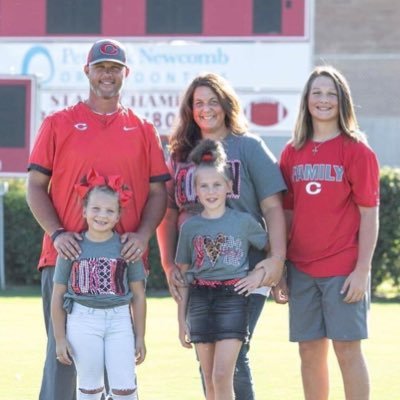 Husband of Jess. Dad of Kade, Masyn, and Karsyn. Math Teacher/QB Coach