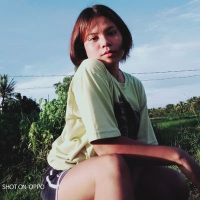 diannesds's profile picture. Bachelor of Science in Secondary Education🌟 SOON