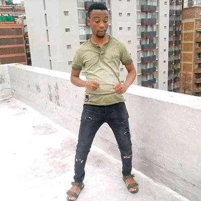 cool guy but INGOZIYOMUNTU