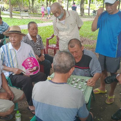 corres à Taipei @rfi @radiofrance @libe
sinophone en herbe

adrien.simorre(at)https://t.co/4AjdZnpHSJ

https://t.co/q1w4zSYIAb