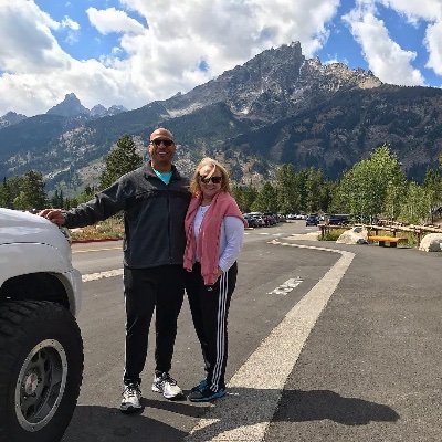 midwesthays's profile picture. 