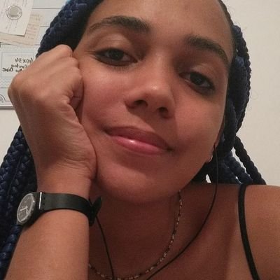 Pesquisadora e-terna | Educadora | Entusiasta das linguagens | Designer de Produtos