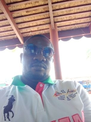 SymondZida's profile picture. la simplicité