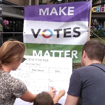 We are a group of North Londoners campaigning for Proportional Representation in the House of Commons with @MakeVotesMatter
