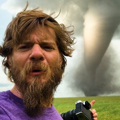 Storm Chaser. YouTube, Videographer, Photographer, Livestreamer. Experiencing & documenting extreme weather is my passion. CHASE Your PASSION. #jayjackstormtrax