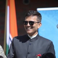 Raveesh Kumar (@raveesh_kumar) 's Twitter Profile