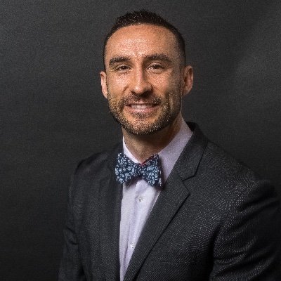 I'm a physical therapist that stays actively involved in the community. I enjoy learning as a means to better myself and spread knowledge :)