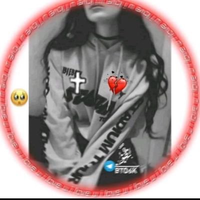 ضحكتك ضحكتي وزعلك زعلي بس بالحب انا بحبك اكتر♥️.!