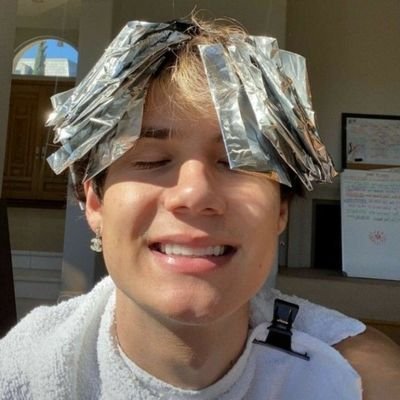 hosslrswrld's profile picture. ✨s i m p✨
insta,tt: hosslrswrld