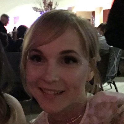 BlueRanda2's profile picture. Grew up and lived in Southern California. Became an attorney in Missouri. Over time, I've come to realize that dogs are the best thing in life.