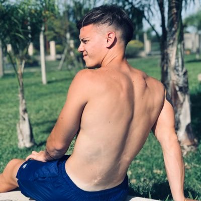 Levantate, suspira, sonrie y sigue adelante.