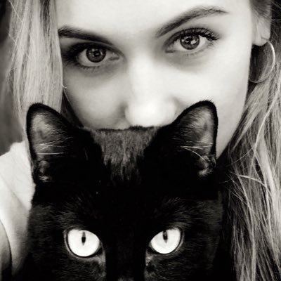 LeskovaYulya's profile picture. 💅🏽+🧠