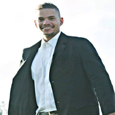 iosdev_91's profile picture. Dad 🧒🏼 || Visca Barca || @Yankees fan ||Gamer 🎮 || Full Stack Developer @laravelphp || Building a better life every day