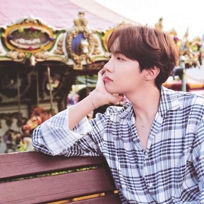 ChacaAnissaElD2's profile picture. Jung Hoseok💜