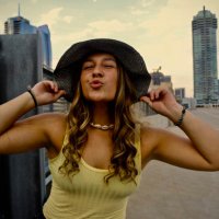 m a d d s (@maddymartinez08) 's Twitter Profile