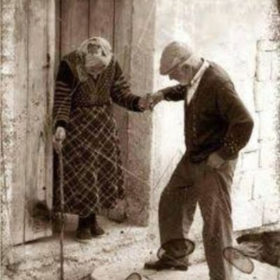 papatyamgelsin's profile picture. Karanlık günler olacak.Düşeceksin de.Yaralar da açılacak.O zamanlarda şunu unutma; Tünel bitecek.Kalkacaksın da,kabuk da bağlayacaksın. (9,3)