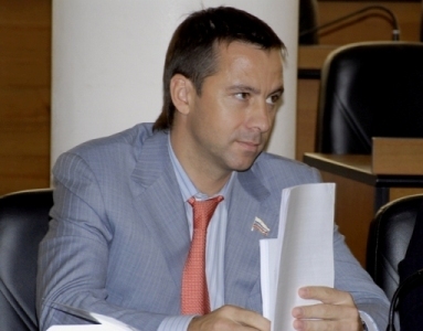 Председатель Совета НРО партии Справедливая Россия, депутат Думы !Проходил службу в ВДВ !Никто,кроме нас!
