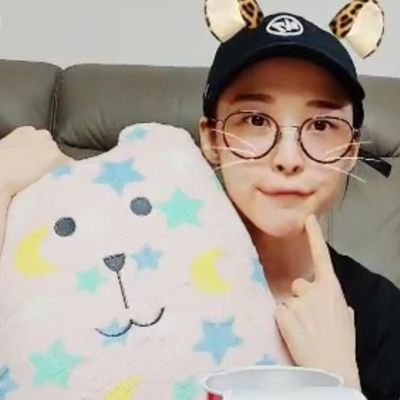 #문썬러#콩콩즈#별똥이#성인무#공무4기#숨스중
#타돌언급❌//대충 포시즌부터 무무 //사담⭕//언팔싫어해요//취준중