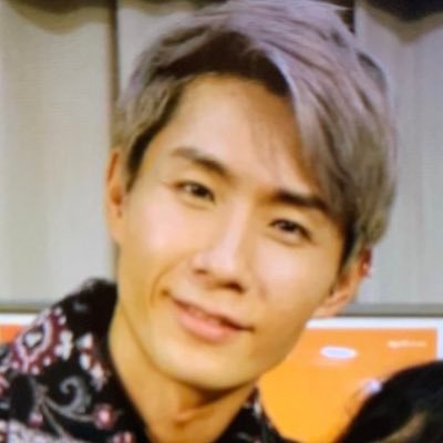 きよ 梅干しオバサン 梅ちゃん あーたんさん 先日から 素敵な マンダラアート 拝見致しております 無知な 私ですが 全て 点なのですね 言葉に 出来ない位 素晴らしいです 愚問ですが 肩は 凝らないのでしょうか 無心に なれる 羨ましいです