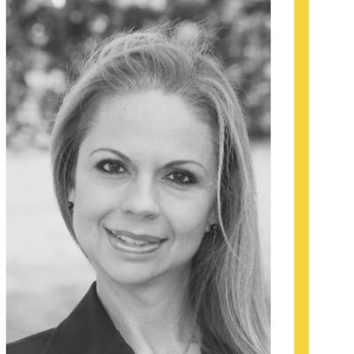 Realtor Associate /Agente de Bienes Raíces