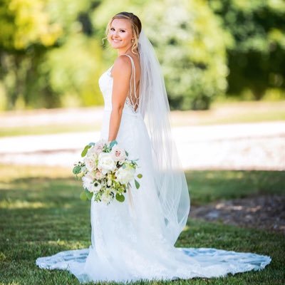 EKeylon's profile picture. because he lives, I can face tomorrow. SDR 💕