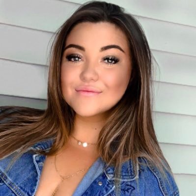 manthamich's profile picture. 