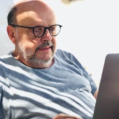Δημοσιογράφος, πρώην κυβερνητικός εκπρόσωπος. Οι άποψεις που διατυπώνω είναι επώνυμες και συνεπώς δικές μου.