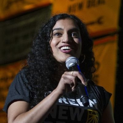 Co-founder, Exec. Director of @SunriseMvmt. Fighting for a #GreenNewDeal, building a mvmt to stop climate change & create jobs for all. Tweets my own.