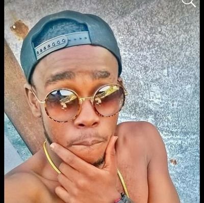 bernard_mialove's profile picture. 