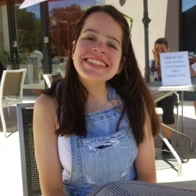 I tweet about Cheerleading|#Autist she/her 28 🌈