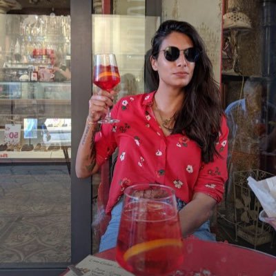 hotcasserole's profile picture. Your mom.