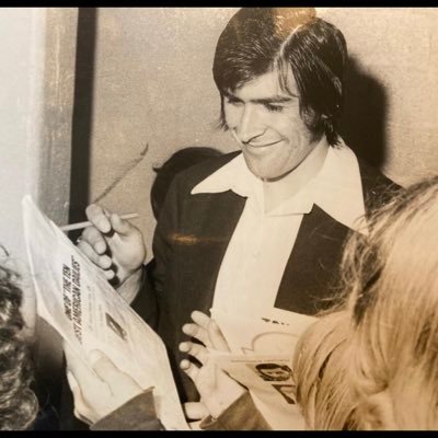 kevmacmanchild's profile picture. adopted, reared by julian simmons. opinions are my own