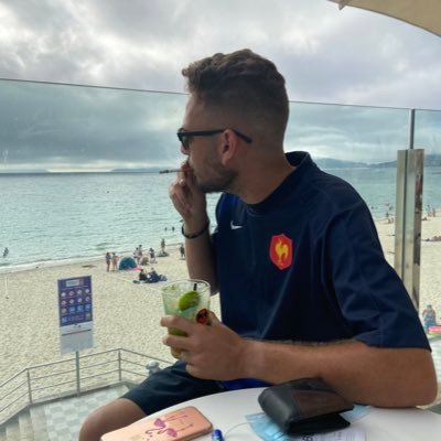 DiegoMarchenaD's profile picture. La amistad nace del corazón y muere persiguiendo un amor.